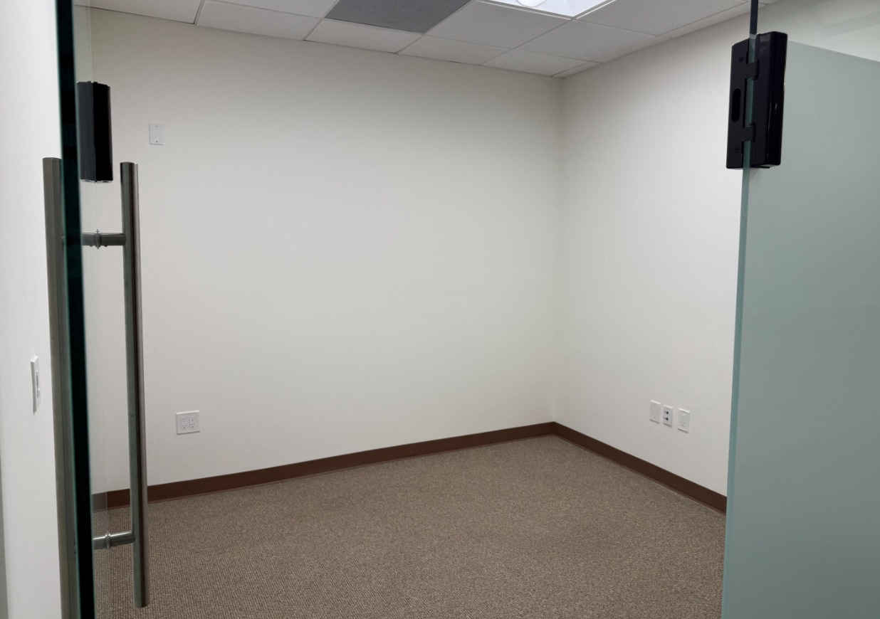 9777 Wilshire Blvd, Beverly Hills, CA for lease Interior Photo- Image 1 of 1