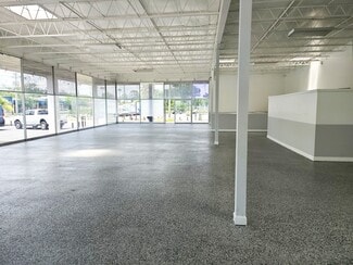 More details for 3333 N Main St, Jacksonville, FL - Flex for Lease