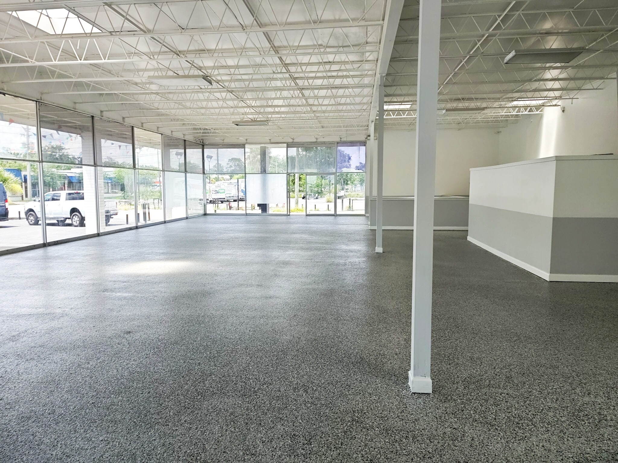 3333 N Main St, Jacksonville, FL for lease Building Photo- Image 1 of 22