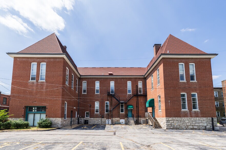 12-14 N Newstead Ave, Saint Louis, MO à vendre - Photo du bâtiment - Image 2 de 23