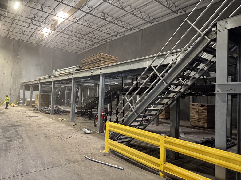 34928 Mcmurtrey Ave, Bakersfield, CA for lease - Interior Photo - Image 3 of 10