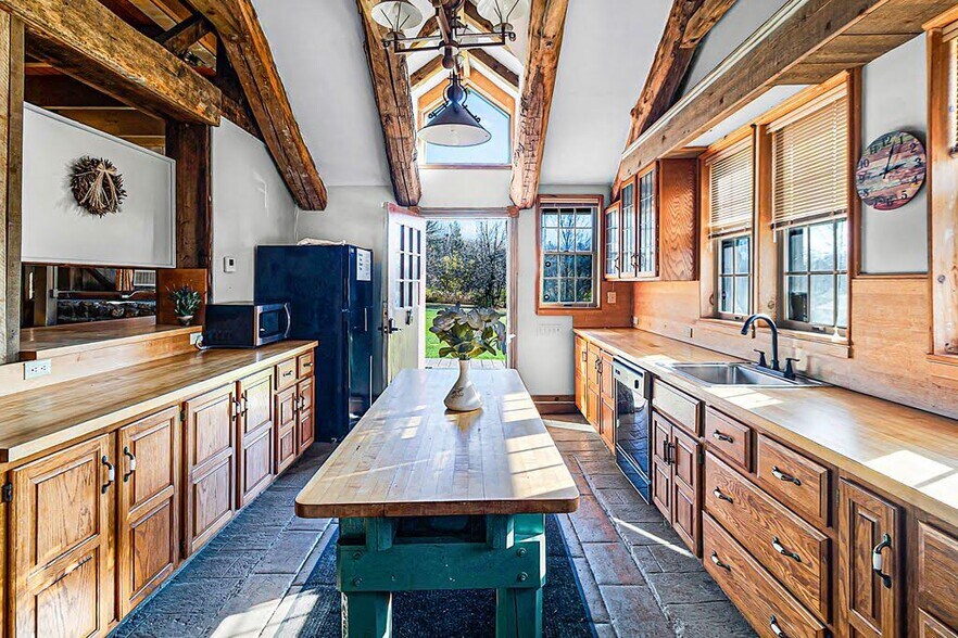 396 Elizabethtown Rd, Ilion, NY à vendre - Photo du bâtiment - Image 3 de 9