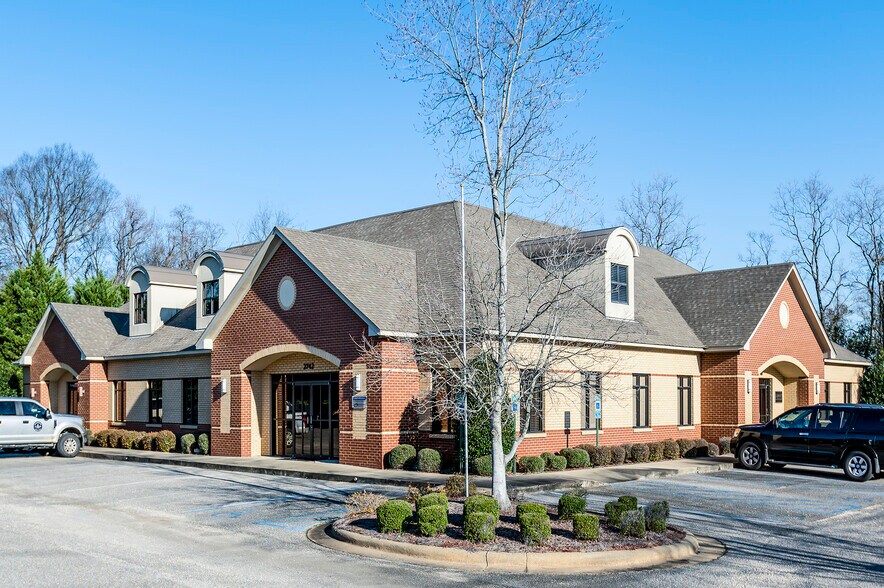 2740 Central Pkwy, Montgomery, AL à louer - Photo du bâtiment - Image 1 de 3