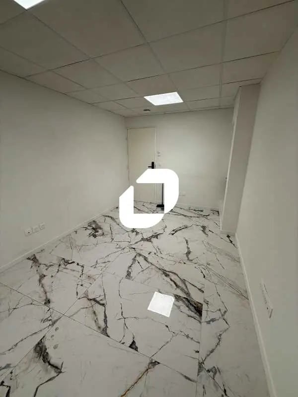 Bureau dans Conflans-Sainte-Honorine à louer Photo intérieure- Image 1 de 6