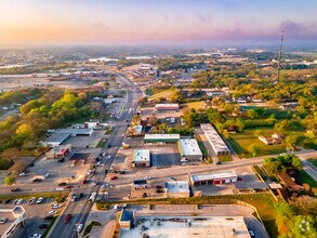1402-1418 S Main St, Weatherford, TX - Aérien  Vue de la carte - Image1