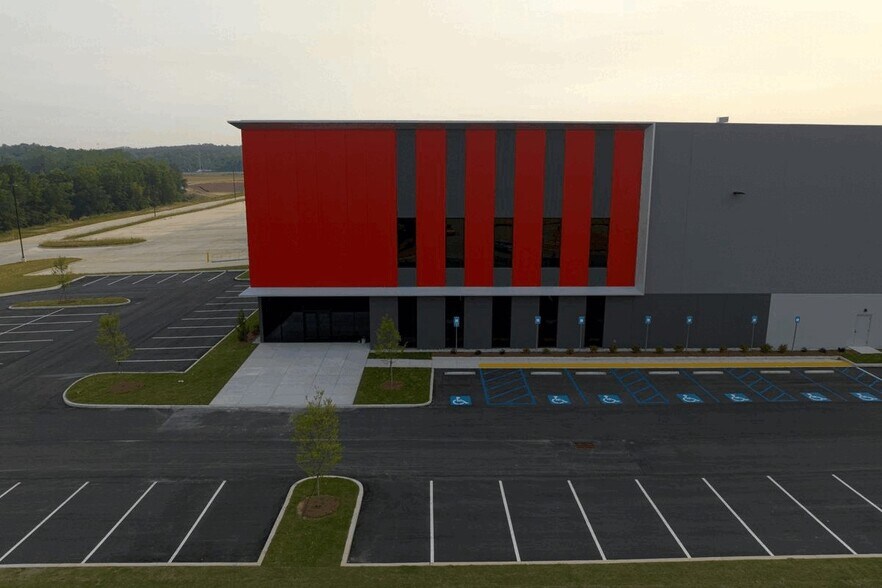 401 Logistics, Jackson, GA à louer - Photo du bâtiment - Image 3 de 6