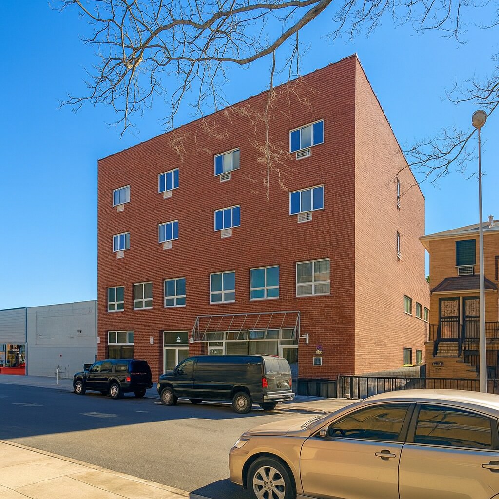 15 Bay 29th St, Brooklyn, NY à louer Photo du bâtiment- Image 1 de 3
