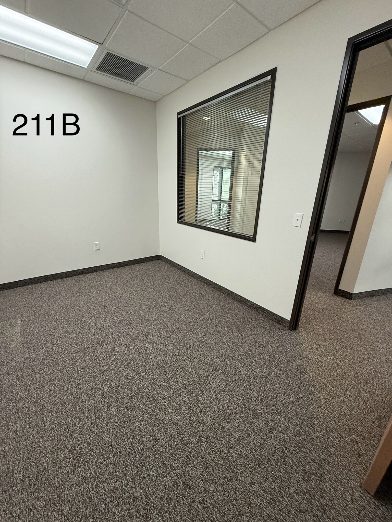 1490 S Price Rd, Chandler, AZ à louer Photo intérieure- Image 1 de 6