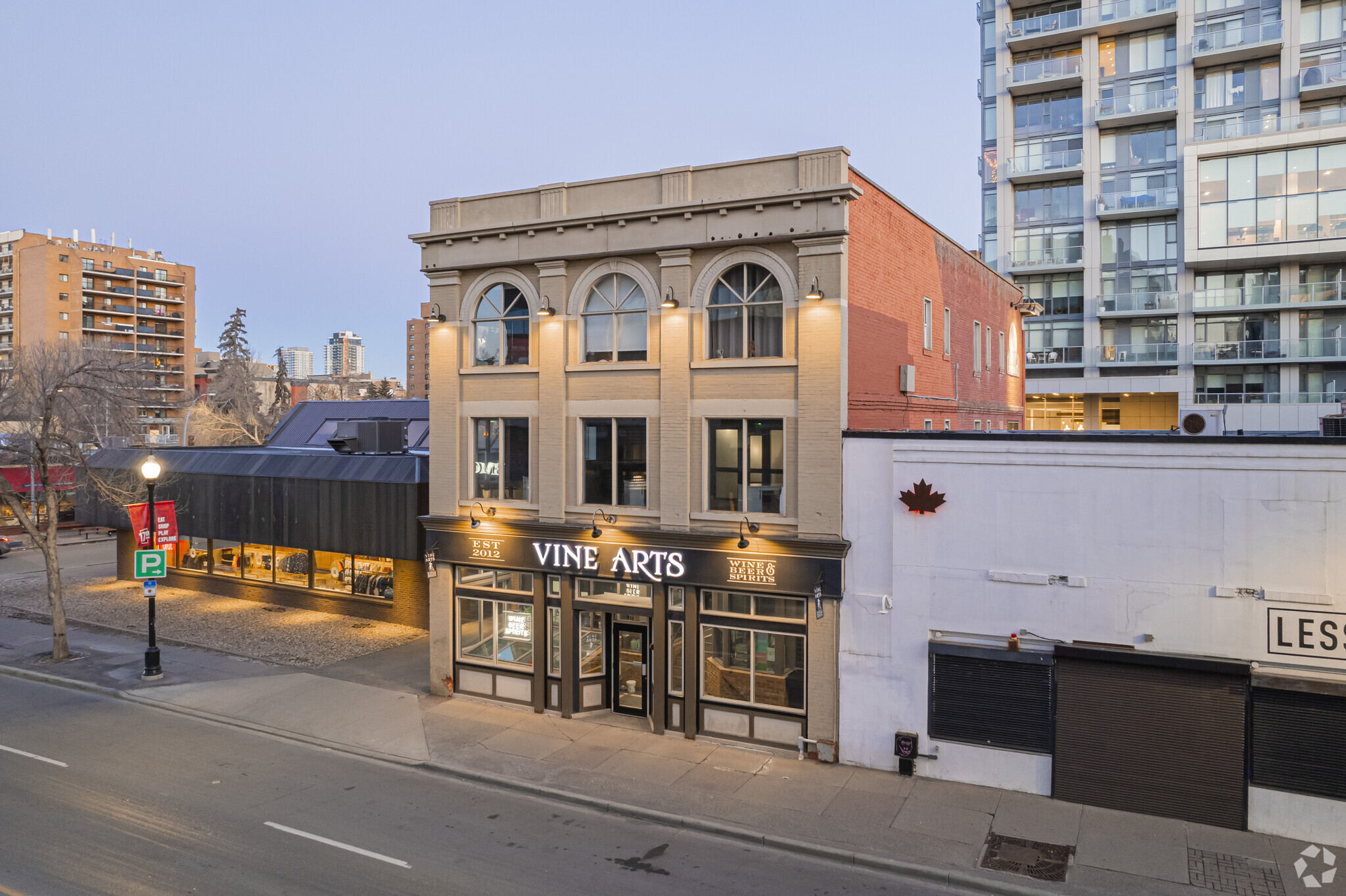 932 17th Ave SW, Calgary, AB for sale Primary Photo- Image 1 of 1