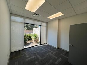 1201 Hall Johnson Rd, Colleyville, TX for lease Interior Photo- Image 2 of 2