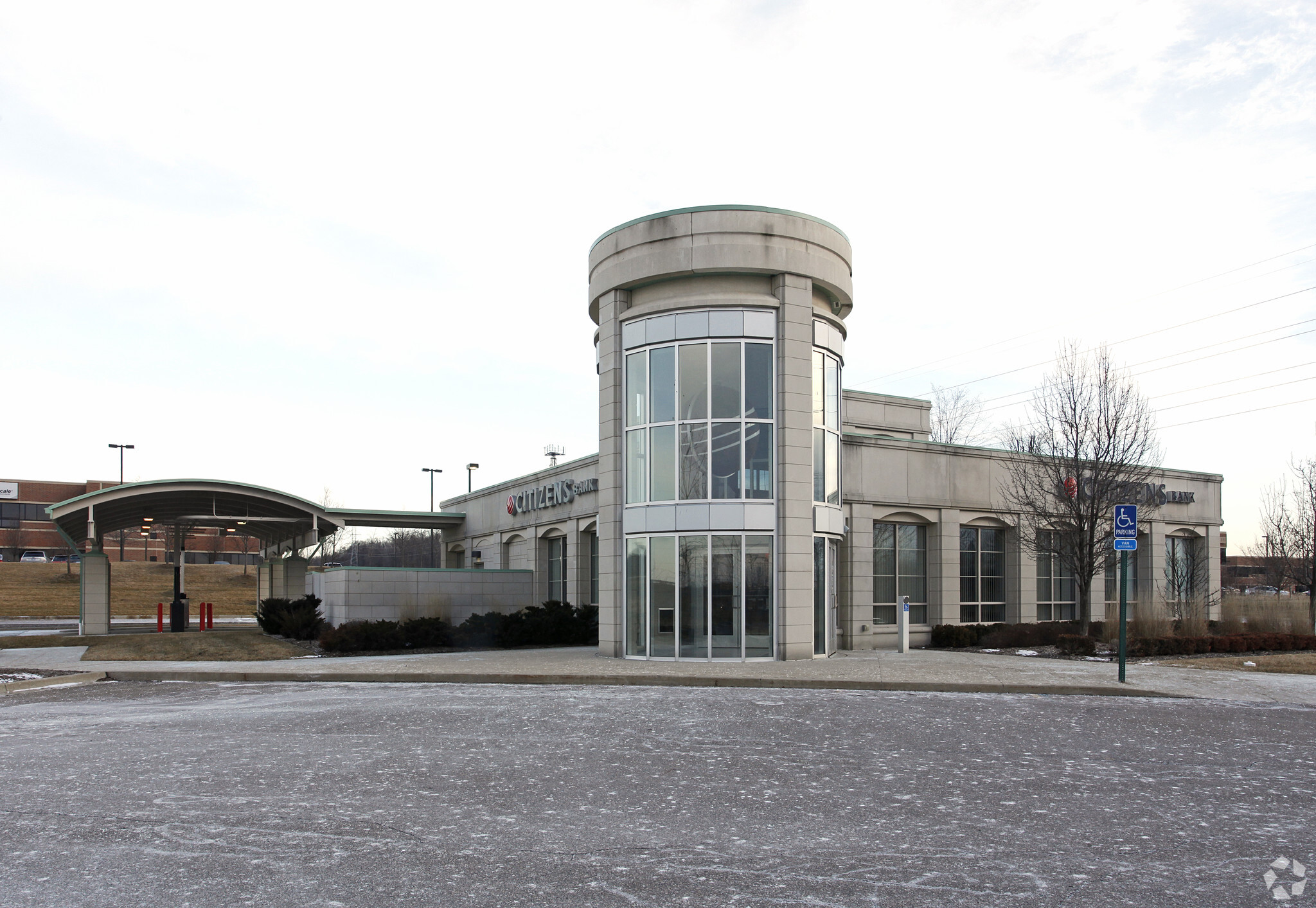 40020 W 12 Mile Rd, Novi, MI for sale Primary Photo- Image 1 of 1