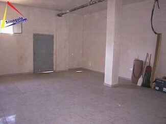 Plus de détails pour Commerce de détail à louer