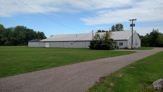 Plus de détails pour 221 W Cherry St, Butler, IN - Industriel à vendre