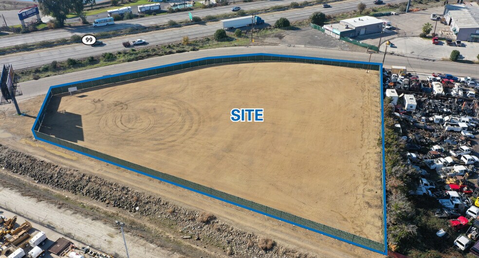 3588 S Bagley Ave, Fresno, CA à vendre - Photo du bâtiment - Image 1 de 1