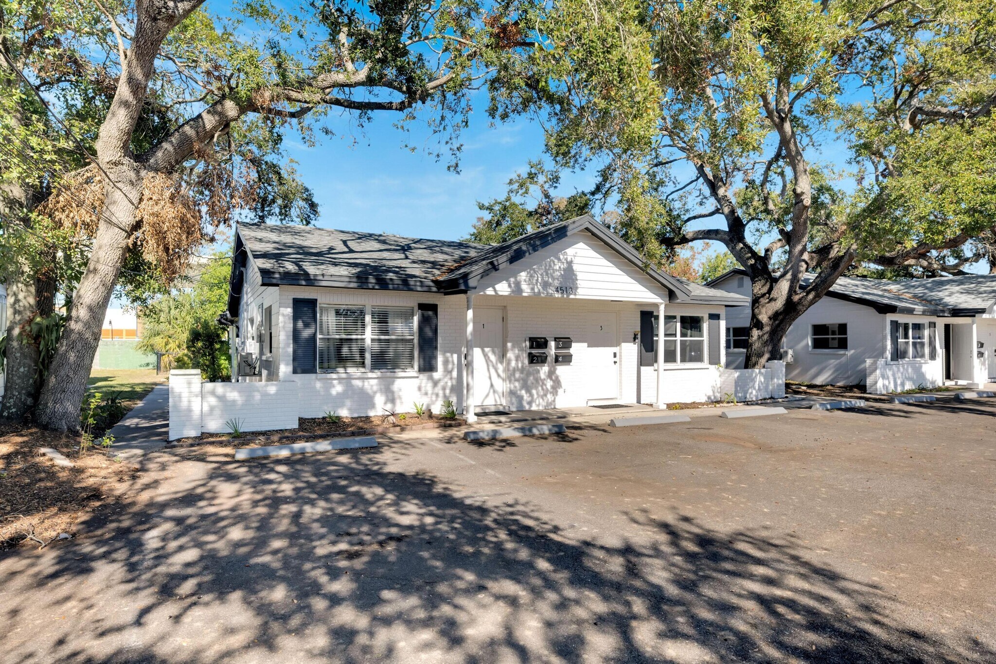 4511-4513 Mcelroy Ave, Tampa, FL à vendre Photo du bâtiment- Image 1 de 50