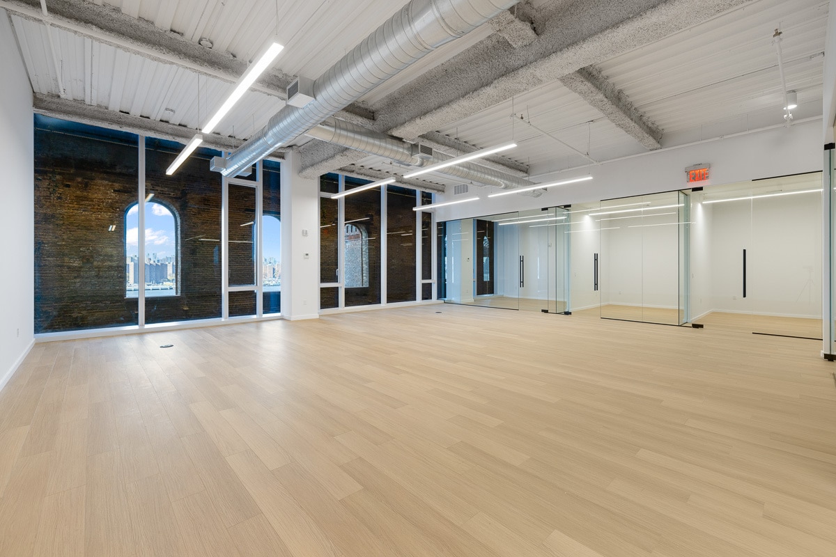 300 Kent Ave, Brooklyn, NY for lease Building Photo- Image 1 of 7