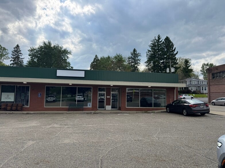 9076 Church St, Twinsburg, OH for lease - Building Photo - Image 2 of 7