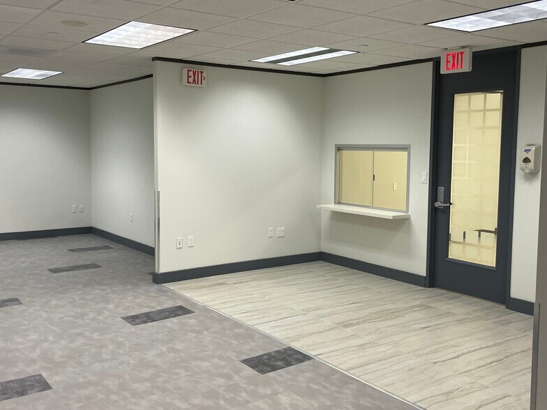 4120 Southwest Fwy, Houston, TX à louer - Photo intérieure - Image 3 de 8