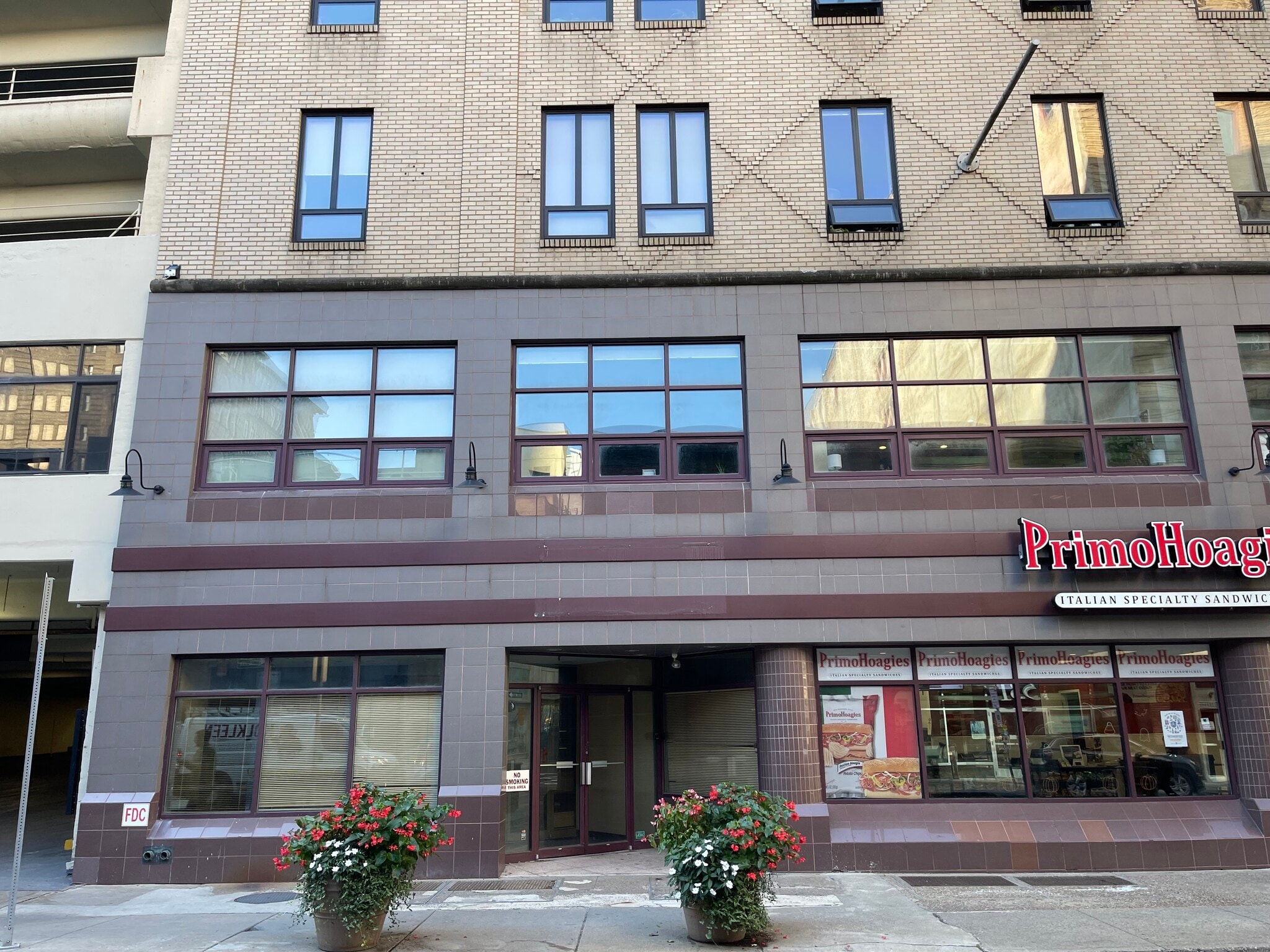 526 Penn Ave, Pittsburgh, PA à louer Photo intérieure- Image 1 de 13