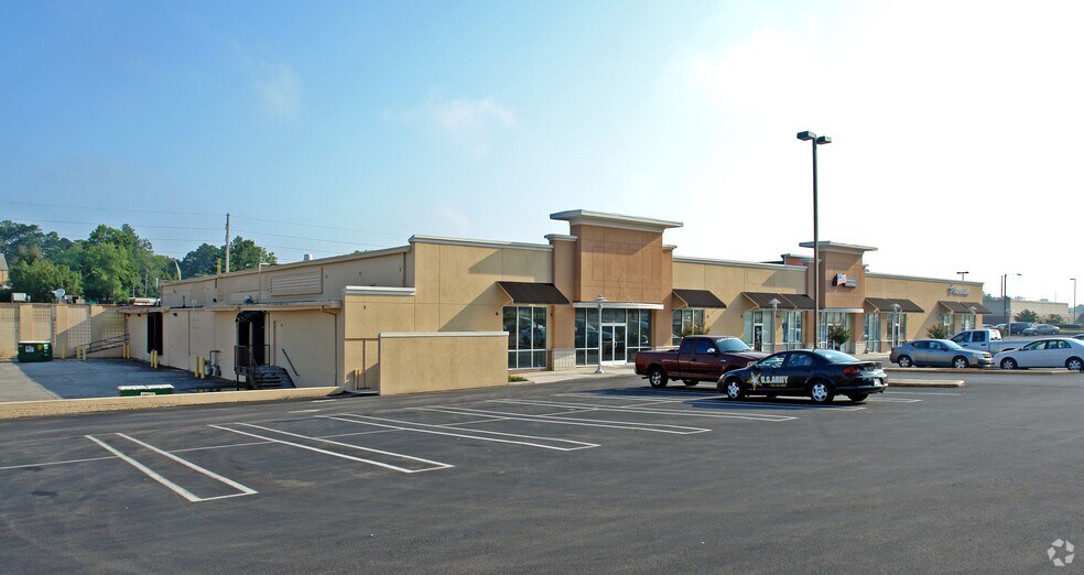 1354 Oak Ridge Tpke, Oak Ridge, TN for lease - Building Photo - Image 2 of 18