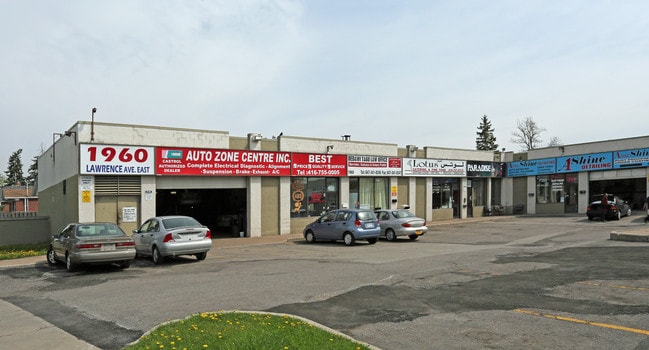 More details for 1960 Lawrence Ave E, Toronto, ON - Retail for Lease