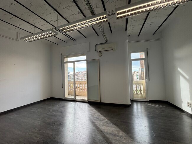 More details for Plaça de Francesc Macià, Barcelona - Office for Lease