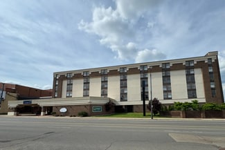 More details for 116 W Park Ave W, Mansfield, OH - Hospitality for Sale