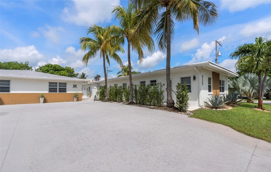 525 N Federal Hwy, Lake Worth Beach, FL à vendre - Photo du bâtiment - Image 3 de 26