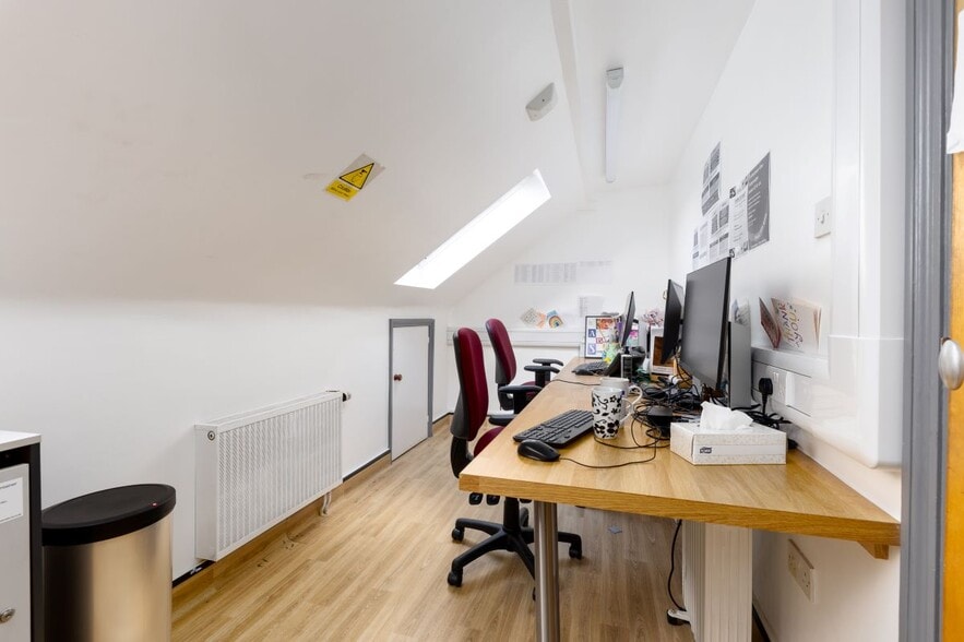 592-594 Holloway Rd, Londres à louer - Photo intérieure - Image 2 de 9