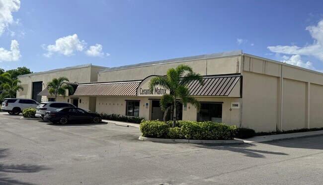 Plus de détails pour 3308 W 45th St, West Palm Beach, FL - Industriel à louer