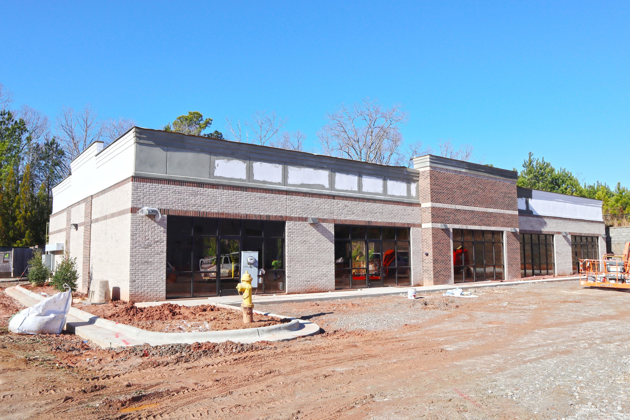 260 Premier Dr, Holly Springs, NC for lease Building Photo- Image 1 of 2