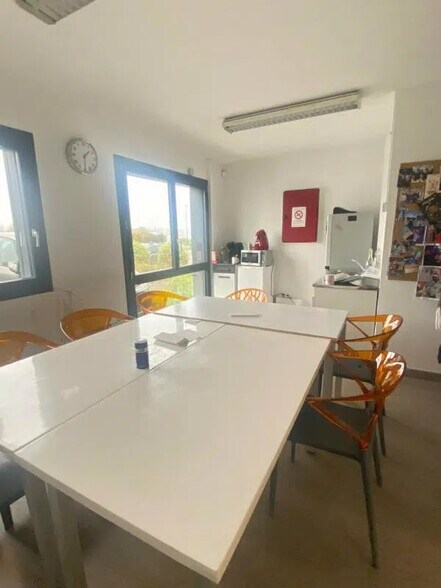 Industrial in Ergué-Gabéric for lease - Interior Photo - Image 3 of 6