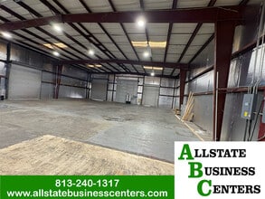 4020 12th Ave E, Tampa, FL à louer Photo intérieure- Image 2 de 11