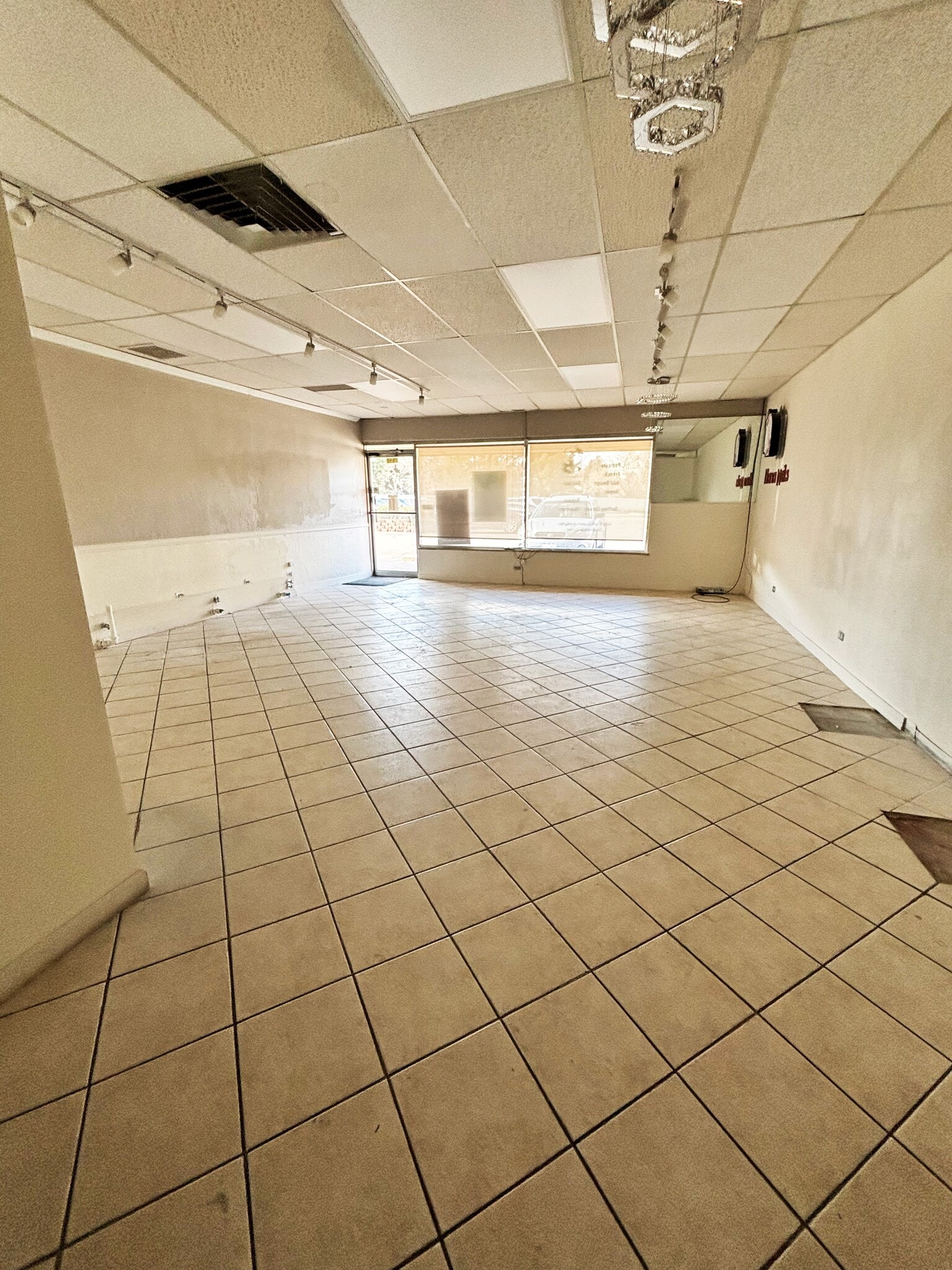 4650-4668 S Yosemite St, Greenwood Village, CO for lease Interior Photo- Image 1 of 3