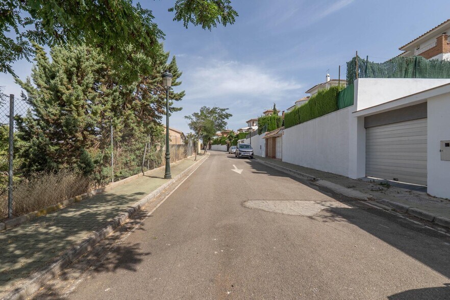 Calle Malva, 69A, Villa de Otura, Granada for sale - Building Photo - Image 2 of 33