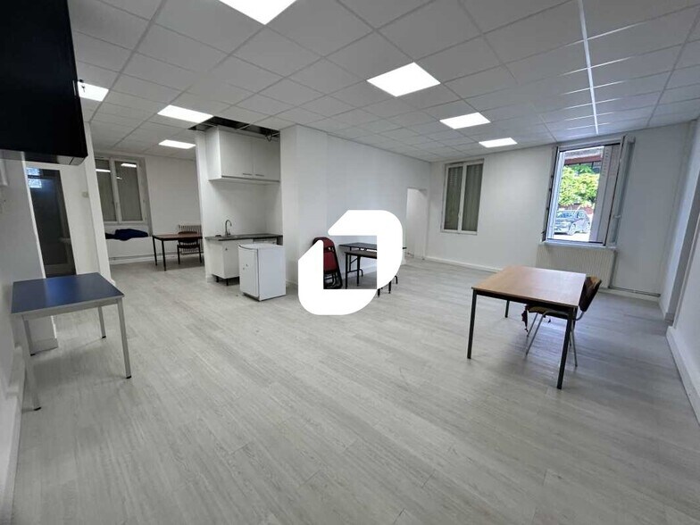 Bureau dans Argenteuil à louer - Photo intérieure - Image 1 de 9