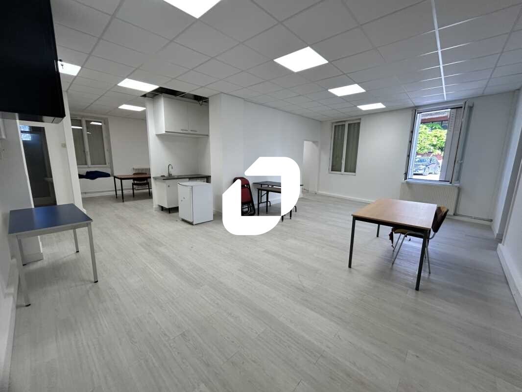 Bureau dans Argenteuil à louer Photo intérieure- Image 1 de 10