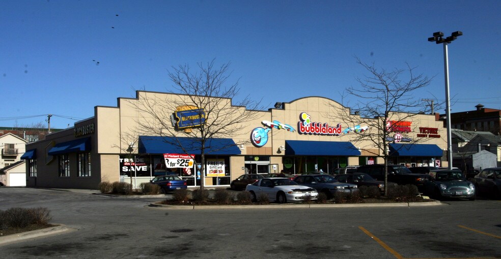 2247 N Milwaukee Ave, Chicago, IL for lease - Building Photo - Image 2 of 11