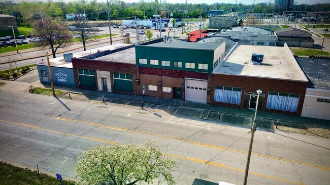 More details for 519-529 E William St, Decatur, IL - Flex for Sale