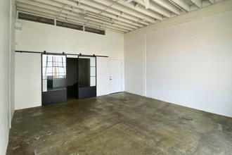 3430 S Hill St, Los Angeles, CA for lease Interior Photo- Image 2 of 6