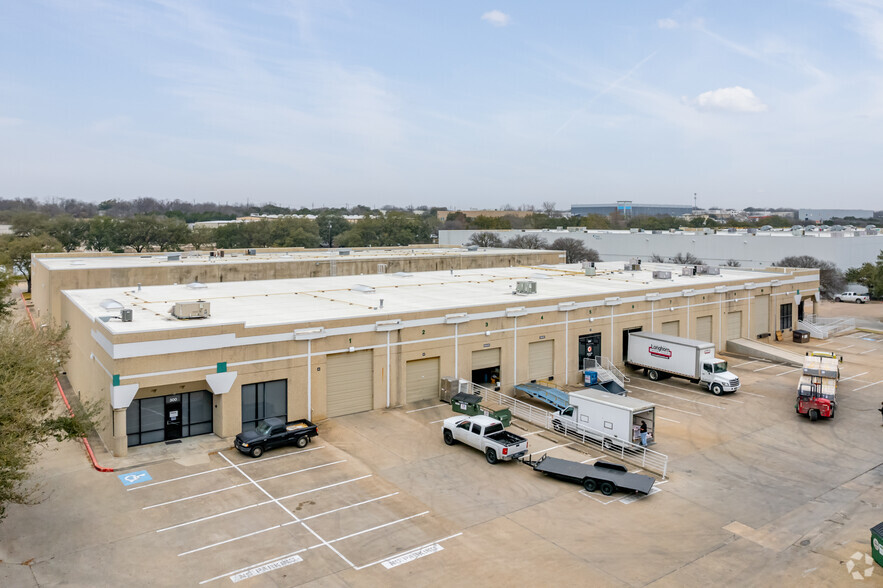 9101 Wall St, Austin, TX for lease - Building Photo - Image 3 of 4