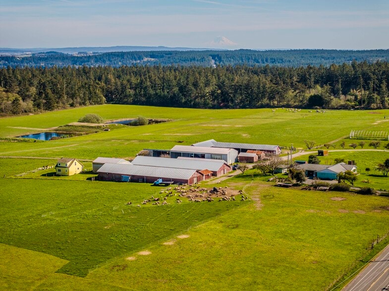 886 W Beach Rd, Coupeville, WA à vendre - Photo du bâtiment - Image 3 de 45