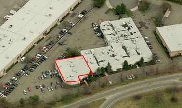200-230 Sea Ln, Farmingdale, NY - AERIAL  map view