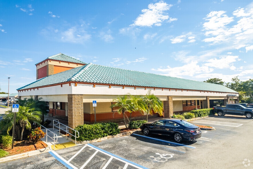 103 S US Highway 1, Jupiter, FL à louer - Photo du bâtiment - Image 3 de 5