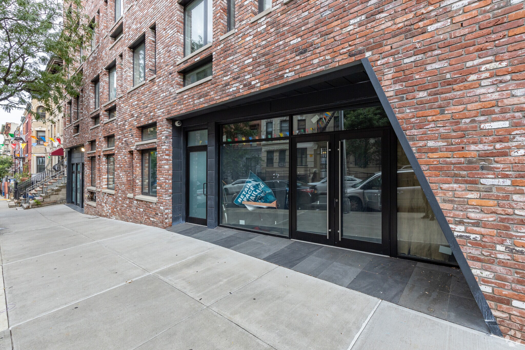 531-535 W 159th St, New York, NY à louer Photo du bâtiment- Image 1 de 5