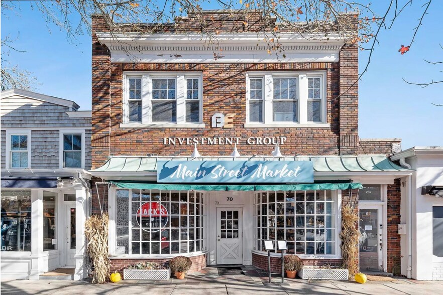 70 Main St, Southampton, NY à louer - Photo du bâtiment - Image 2 de 2
