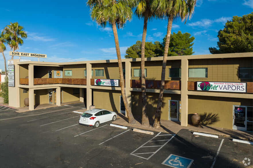 5315 E Broadway Blvd, Tucson, AZ for lease - Building Photo - Image 1 of 14