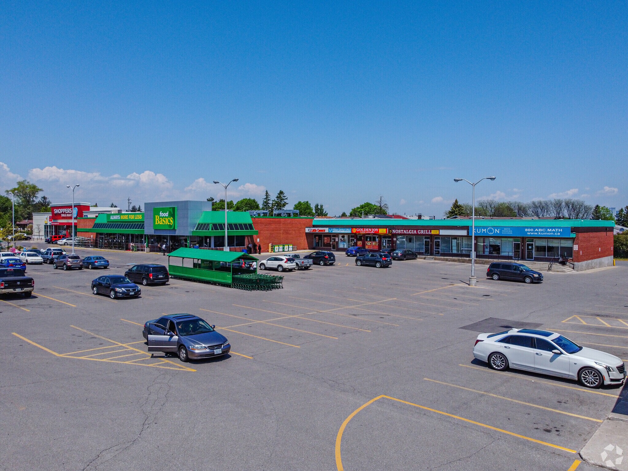 900 Albion Rd, Toronto, ON for sale Primary Photo- Image 1 of 1