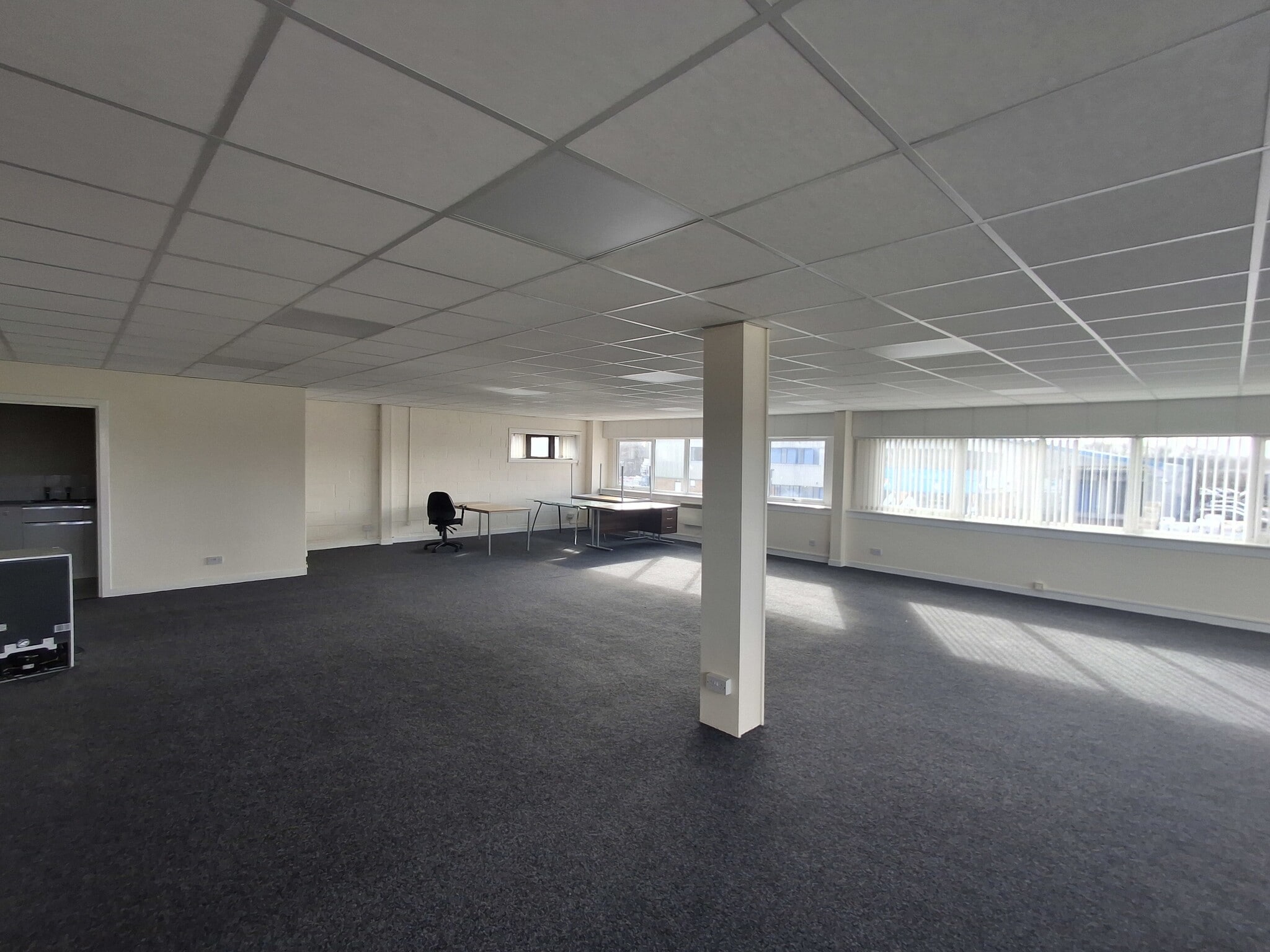 6 Munro Rd, Stirling for lease Building Photo- Image 1 of 4