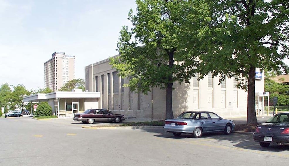 215 E 38th St, Indianapolis, IN à louer - Autre - Image 2 de 13